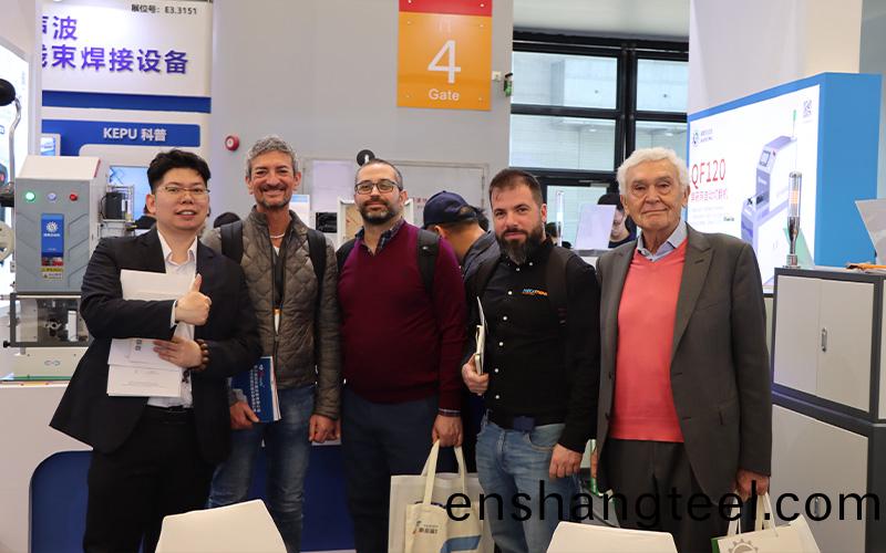 1711501856846952.jpg 配(pei)圖(tu)1.jpg